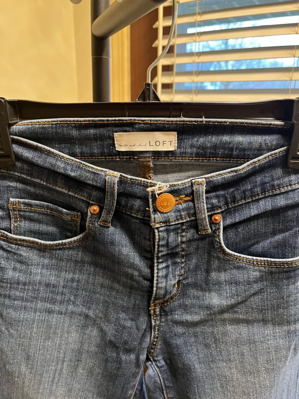 🎉LOFT Slim Pocket Jeans in Dark Indigo with Contrast Stitching